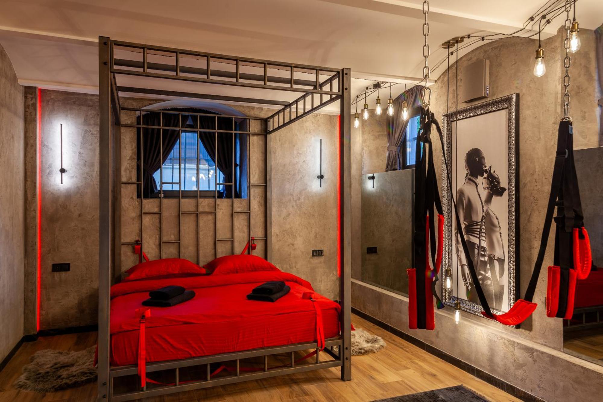 Royal Hot Jucuzzi Apartment Lviv Exteriör bild